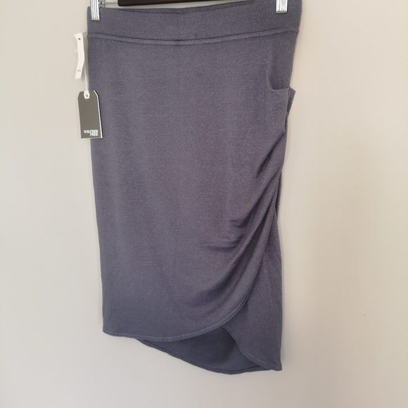Aritzia Wilfred Free Tyra Skirt NEW! - Picture 6 of 15